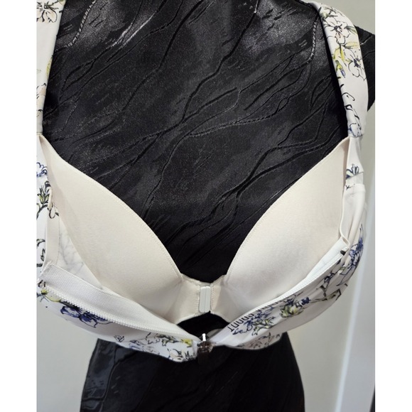 Victoria Sport White Floral Leggings & Sports Bra Set Top 34DDD Leggings M - Picture 7 of 8